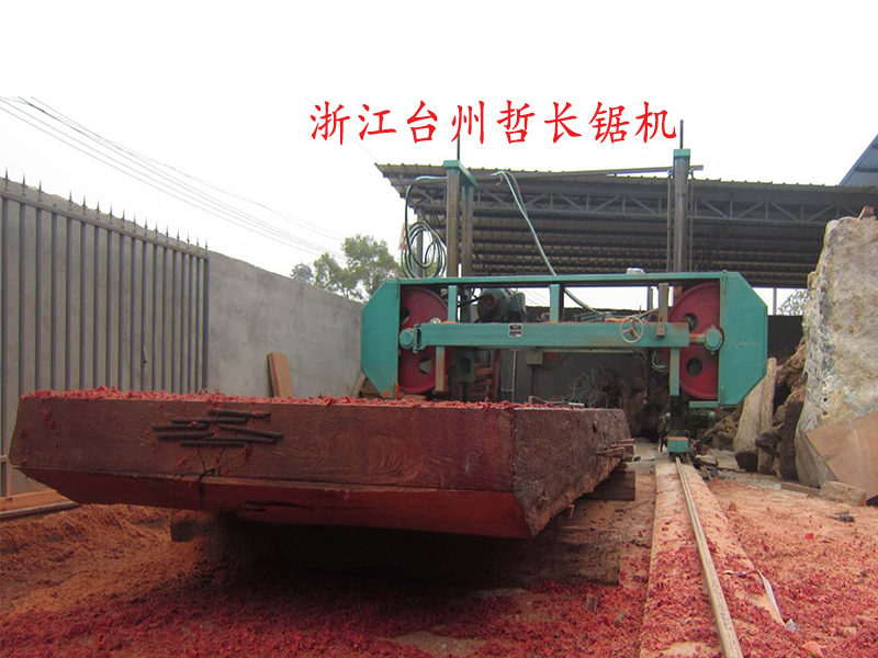 大型卧锯